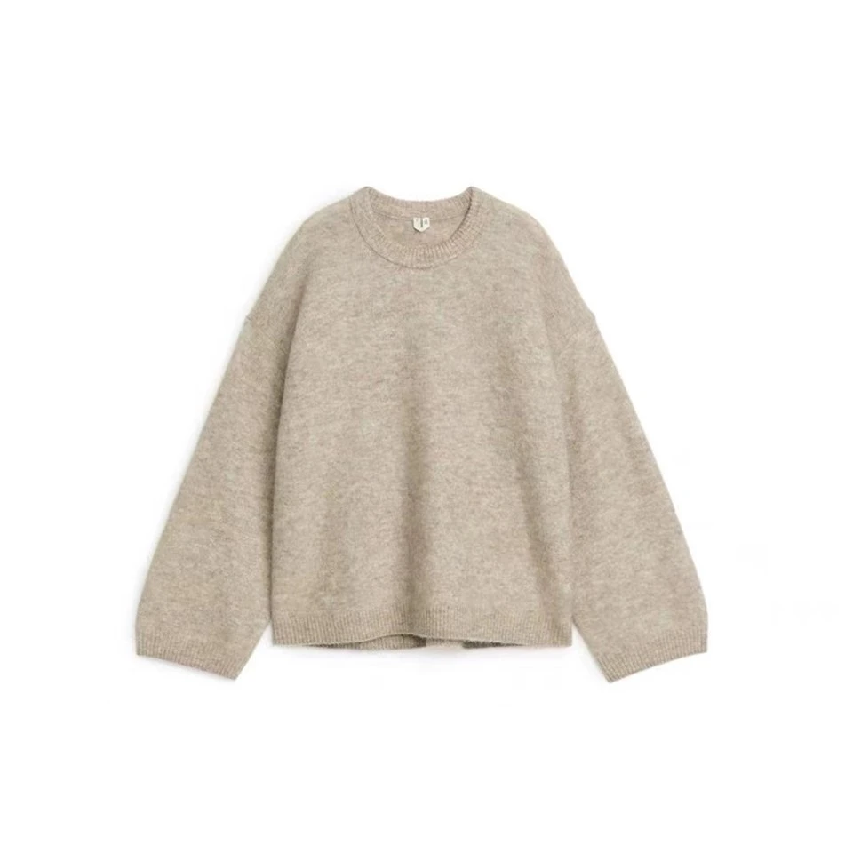 Damski designerski sweter z golfem w paski