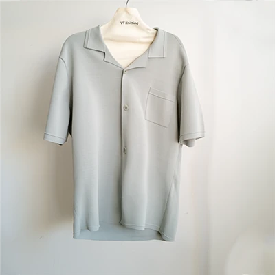 Jaka jest różnica między męską kurtką outdoorową typu softshell i hardshell?